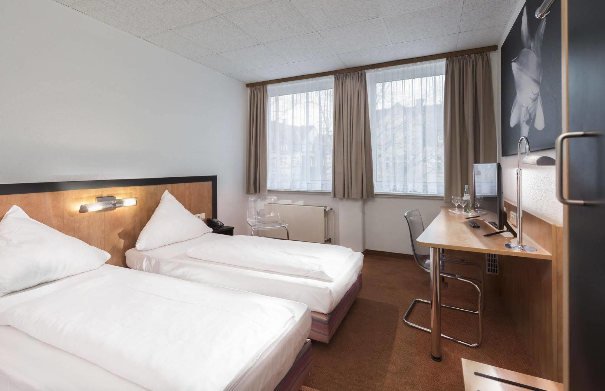 Days Inn Dortmund West Dış mekan fotoğraf
